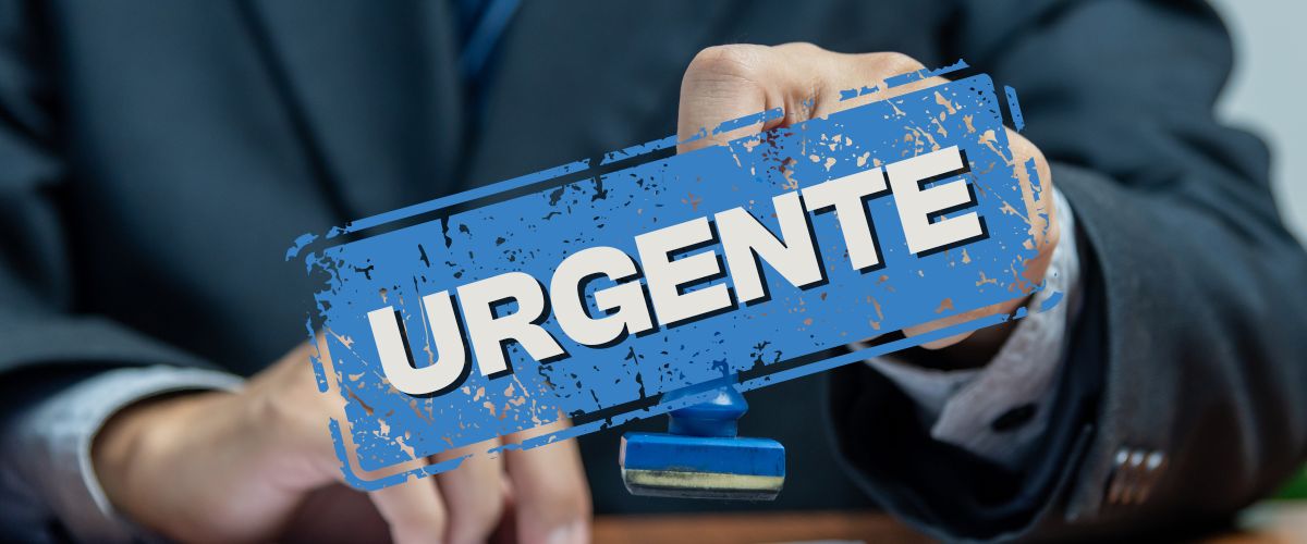 HISTÓRICO! Servidores do Poder Judiciário se unem para destituir diretoria do SITRAEMG após prejuízo salarial de mais de R$ 1.000 para cada servidor!