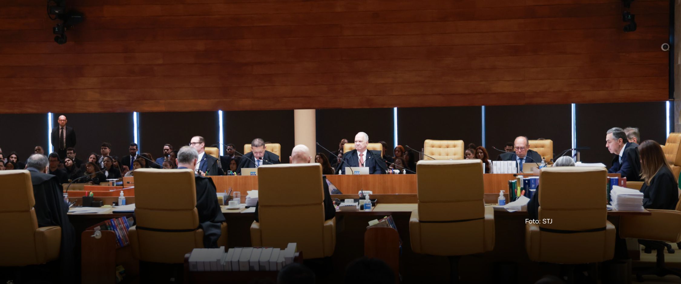 STF discute proposta de reajuste linear para servidores do Judiciário em três parcelas de 8%