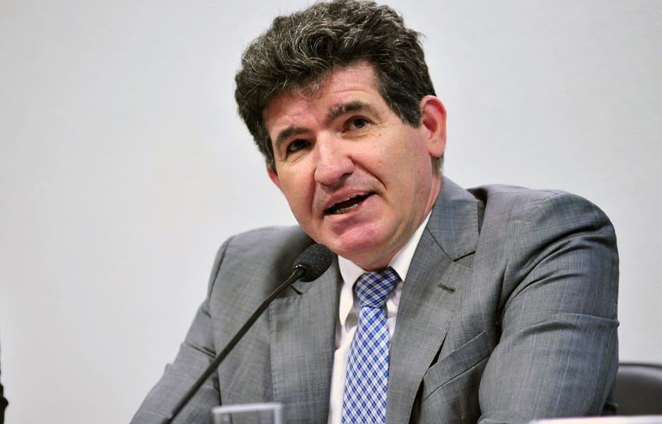 MP 922: contrato temporário ou minirreforma administrativa