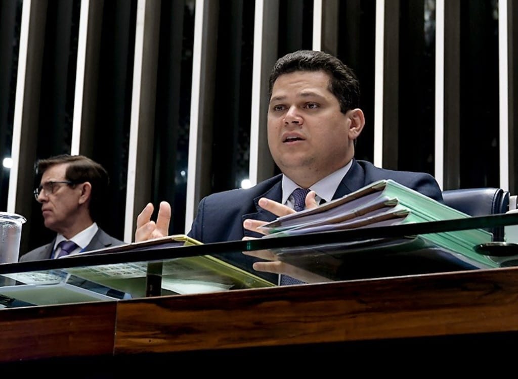Davi Alcolumbre assegura votação da Previdência para a próxima terça-feira