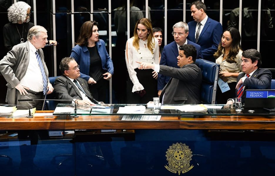 Senado aprova texto-base da PEC Paralela da Previdência em primeiro turno