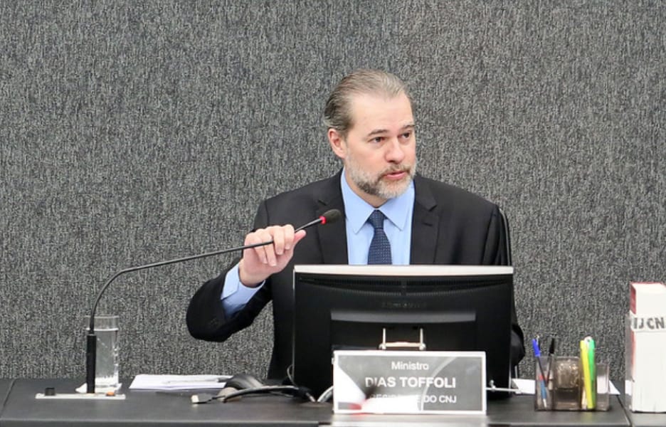 CNJ regras para magistrados no uso de redes sociais