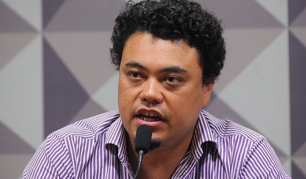 Jornalista Leonardo Sakamoto abrirá seminário sobre estímulo à aprendizagem e trabalho infantil