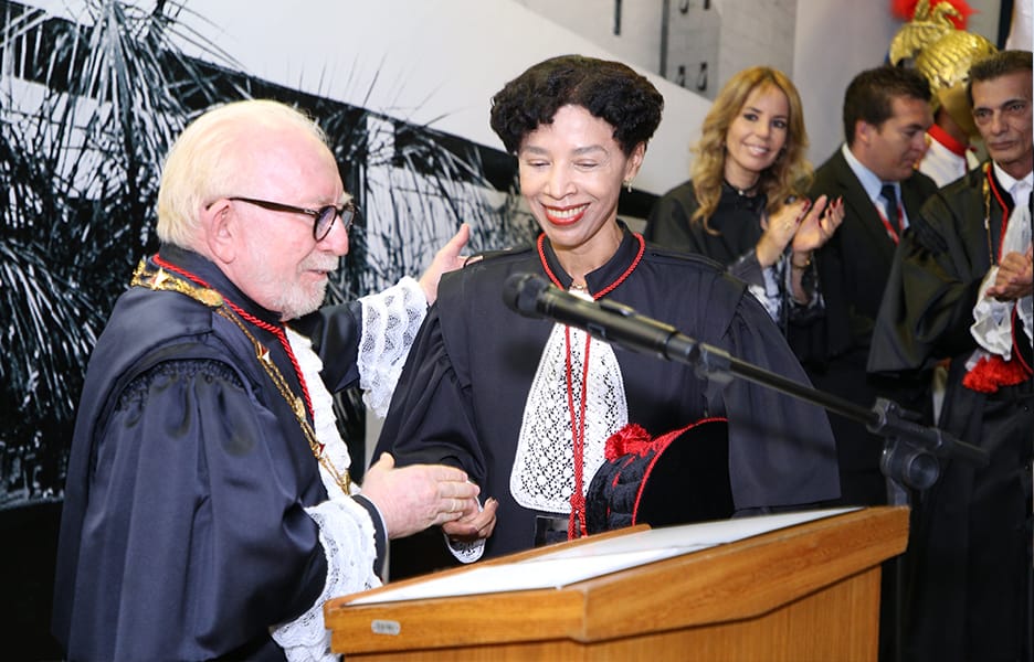 'Superação não pode exigir dos negros sacrifícios sobre-humanos', diz primeira desembargadora negra do DF