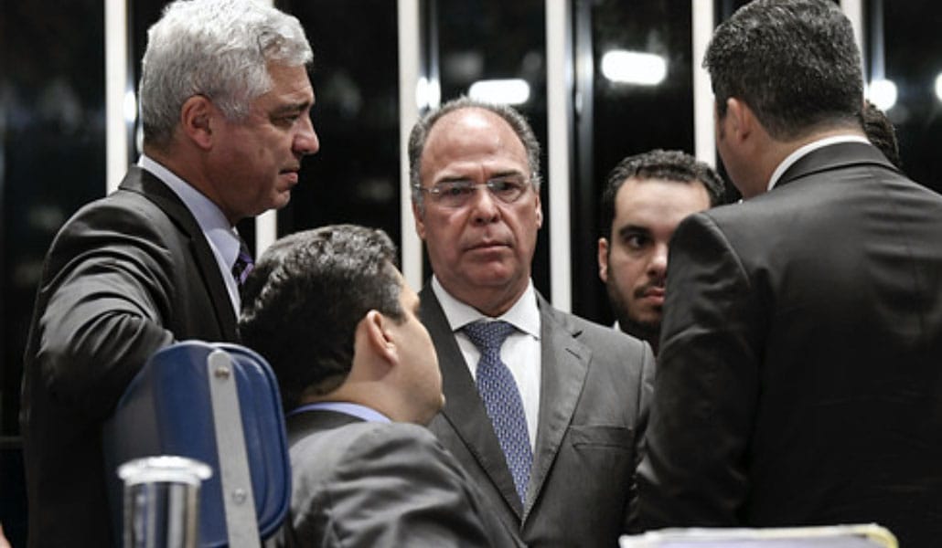 Veto derruba dependência para cônjuge receber pensão por morte de servidor