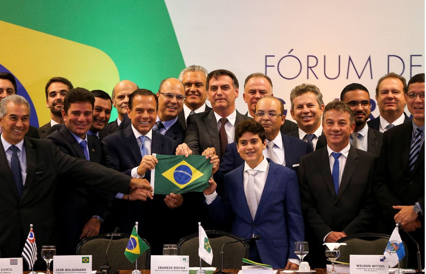 Governadores sugerem flexibilizar estabilidade do funcionalismo