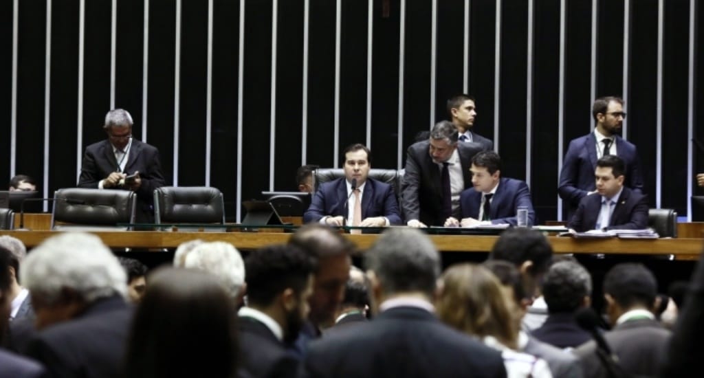 Lobby de servidores contra PEC 6 ganha força e Comissão Especial vai abrandar regras