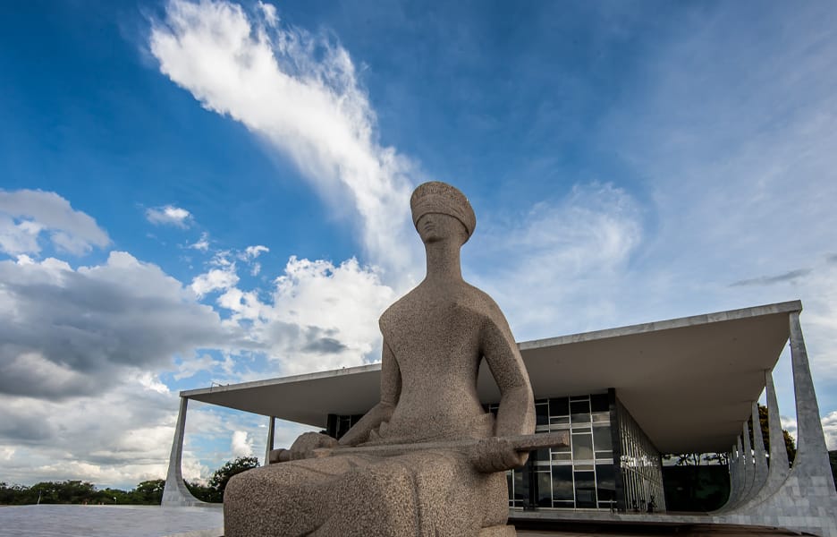 Supremo estende licença-maternidade de 180 dias a servidores federais que sejam pais solo