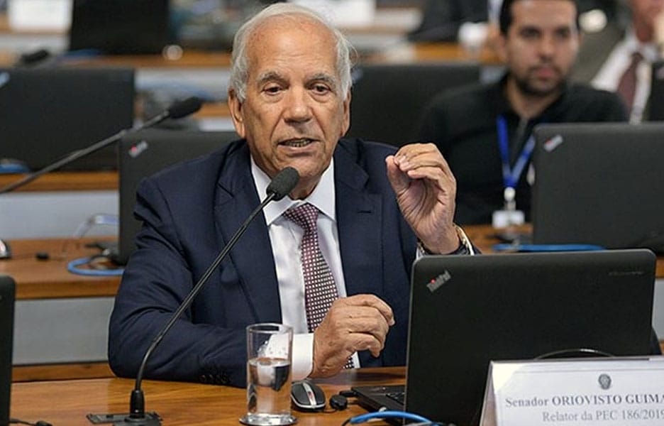 Senador mantém leitura de relatório da PEC Emergencial