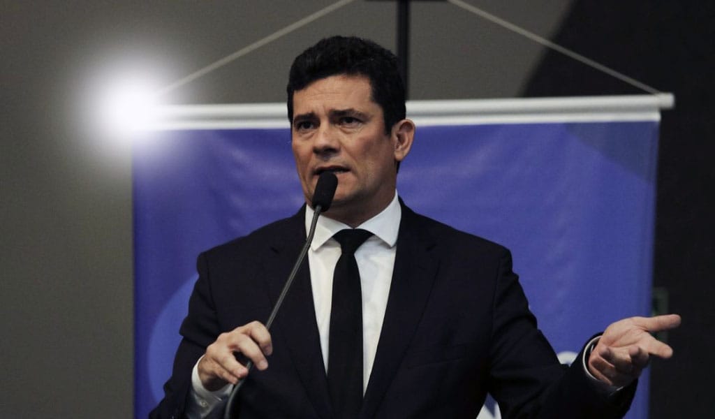 Moro diz que é preciso endurecer leis contra crimes graves