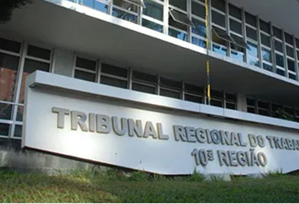 Ato em Defesa dos Direitos Sociais e da Justiça do Trabalho será em frente à sede do TRT-10