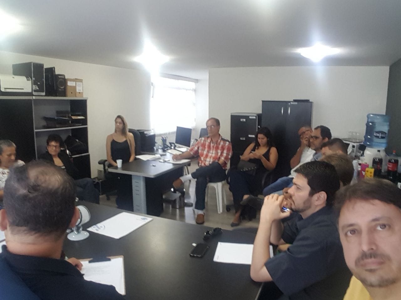 Anajus irá aprovar ações contra resoluções que igualam os analistas aos técnicos