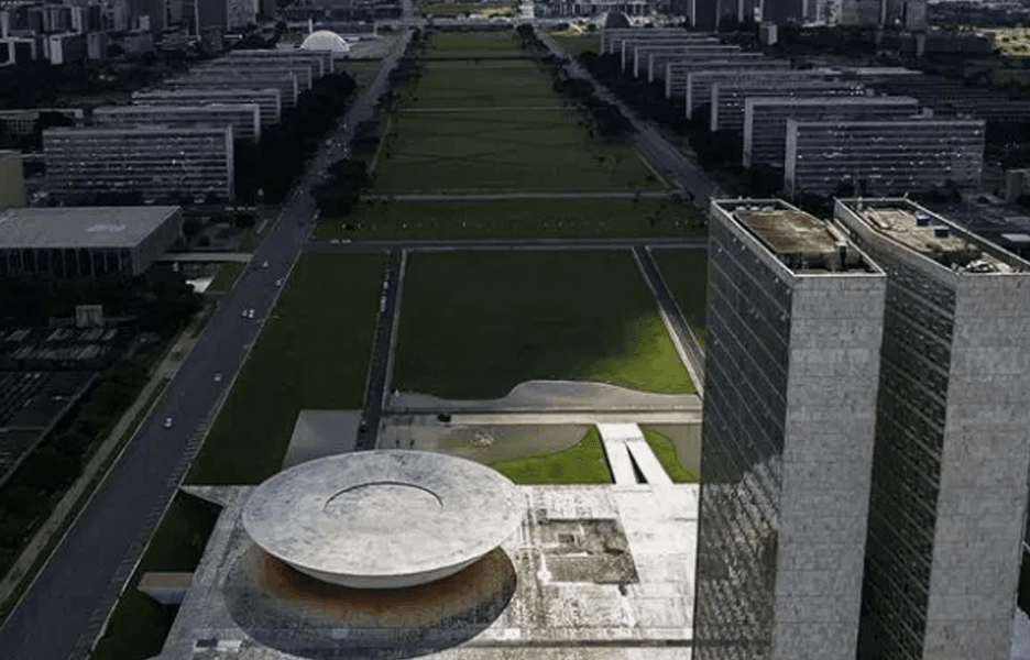 Governo federal autoriza retorno das atividades presenciais dos servidores públicos