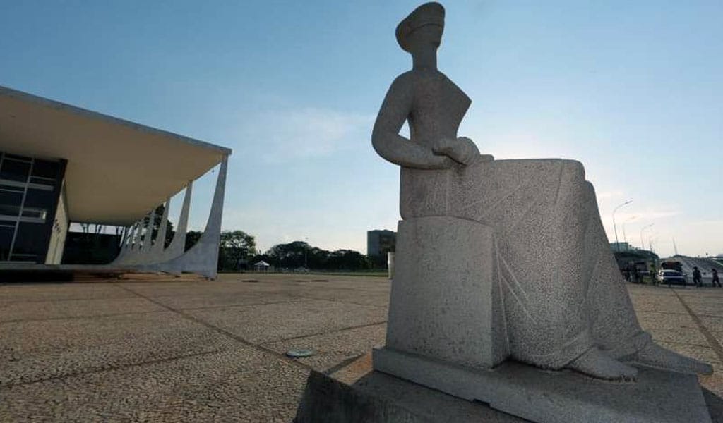 Aumento para o STF deve beneficiar até mesmo juízes suspeitos de corrupção