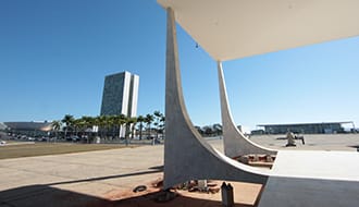 Reforma administrativa não vale para o Judiciário e o Legislativo