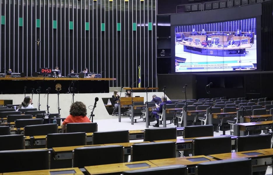 Congelamento salarial é indigno e vexatório, diz Fenafisco