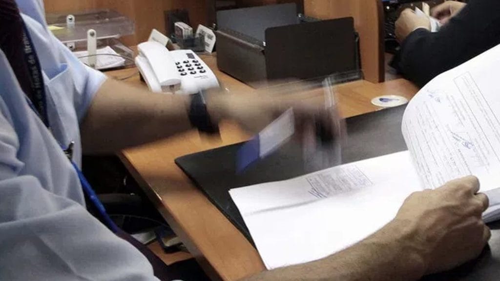 Atividade cartorária é incompatível com outro cargo público, diz STJ