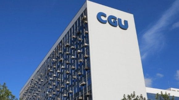 Servidor que criticar órgão em que atua nas redes sociais deve ser punido, diz CGU