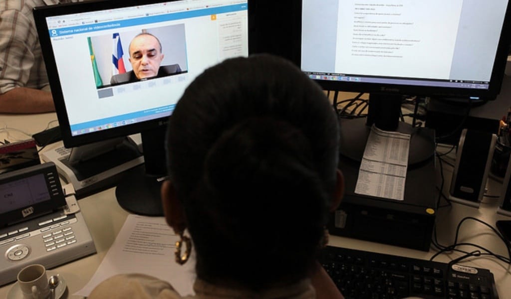 Justiça do DF realiza 34 sessões de conciliação por vídeo em 6 meses