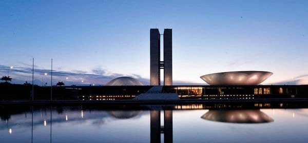 Reforma administrativa: servidores iniciam campanha contra proposta