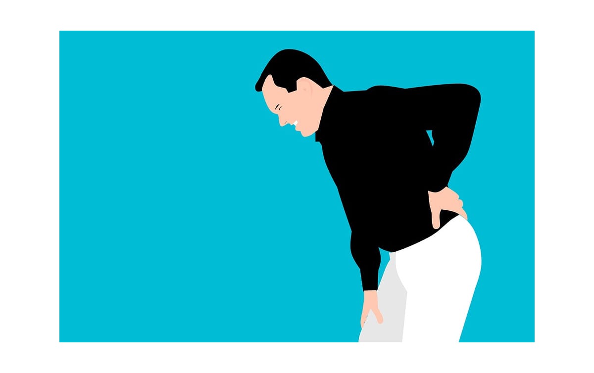 Exercícios para evitar dor na lombar, ainda mais comum em tempos de teletrabalho