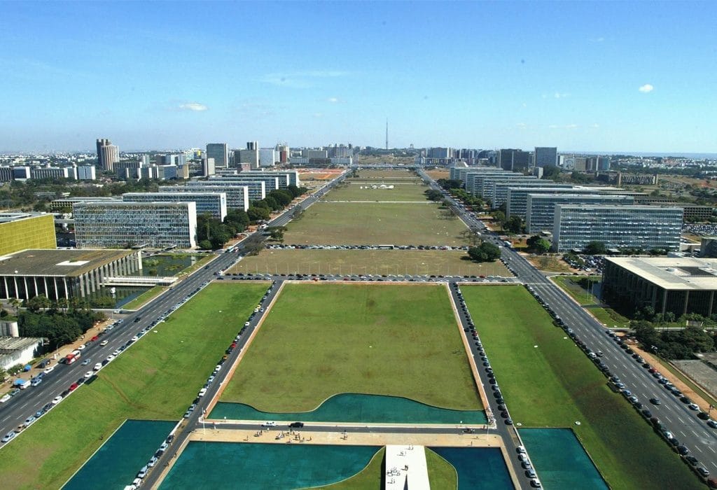 Estabilidade do servidor x eficiência: o falso paradoxo