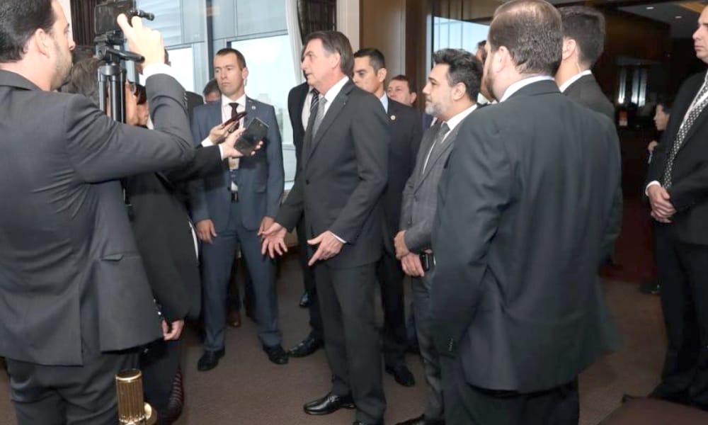 Bolsonaro diz que novos servidores públicos deverão perder estabilidade