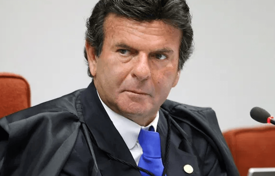 Fux quer Justiça 100% digital