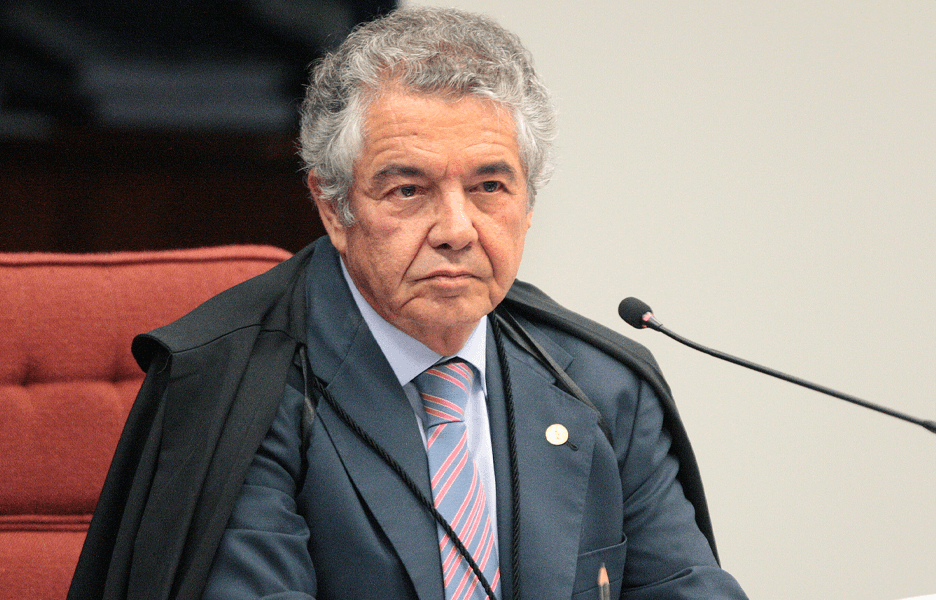 Servidor público pode acumular pensão com aposentadoria, desde que não ultrapasse teto, decide STF