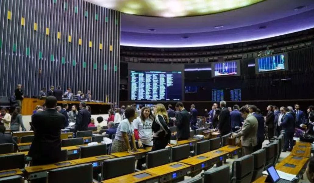 Veja as novas regras da Previdência aprovadas em primeiro turno na Câmara