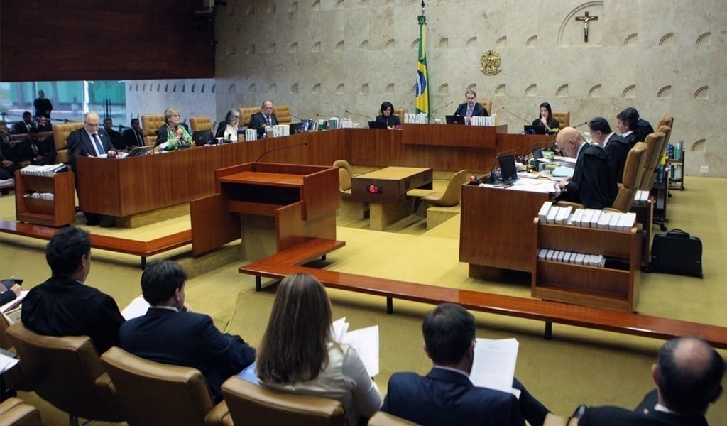 Contribuição de servidor não incide sobre terço de férias e adicionais, diz STF