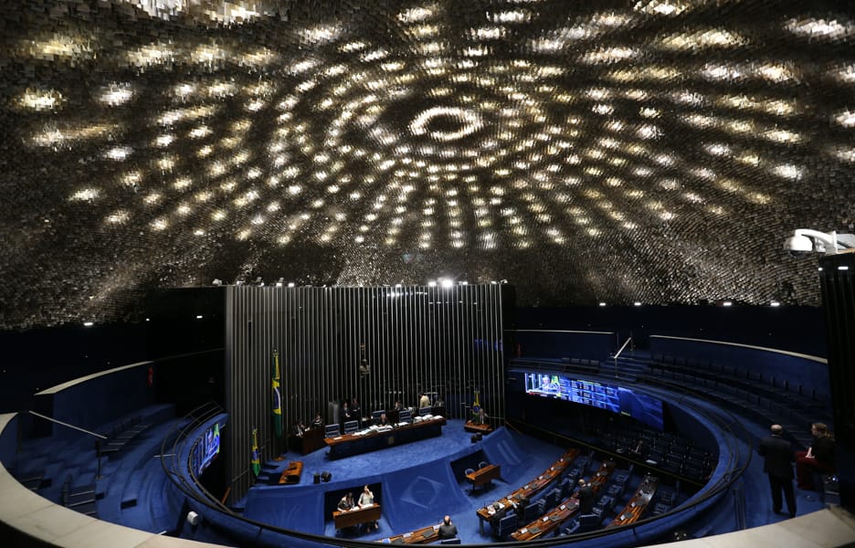 Servidores reforçam pressão por reajuste e por flexibilização do teto de gastos