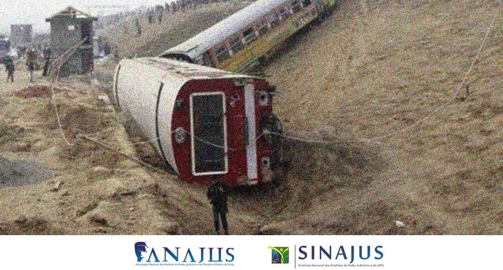 Nível superior para técnicos não passa