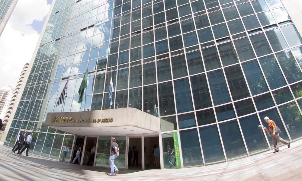 Procurador que atacou juíza entrou com faca de cozinha no TRF-3