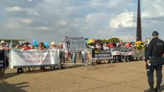 Servidores também protestaram contra a ameaça de reforma da Previdência / Foto: Anajus